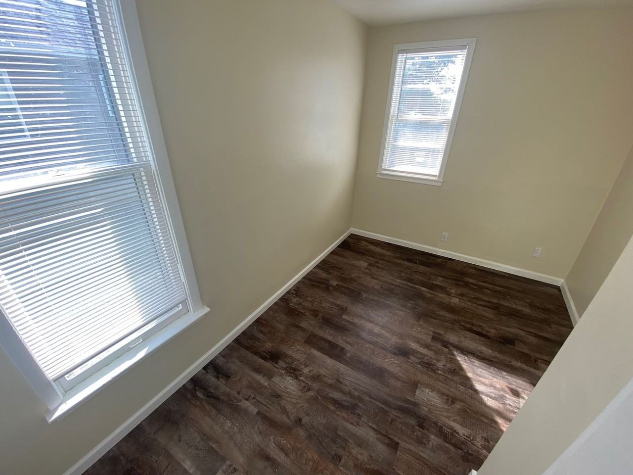 4149 Grant St - Photo 6 of 17