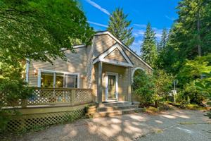 featured image of 2 Holly View Way