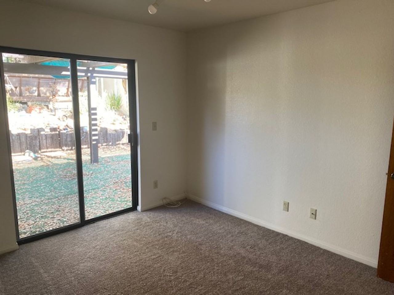 848 Woodland Ave #4 - Photo 6 of 15