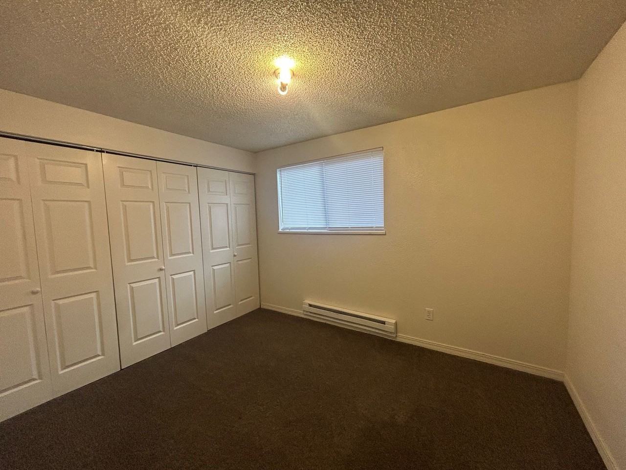 2101 Marigold St - Photo 6 of 17