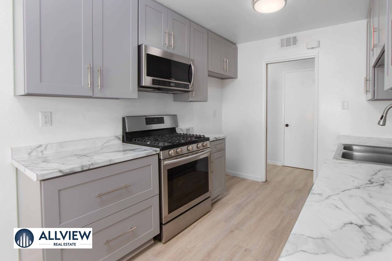13662 Riata St - Photo 6 of 32