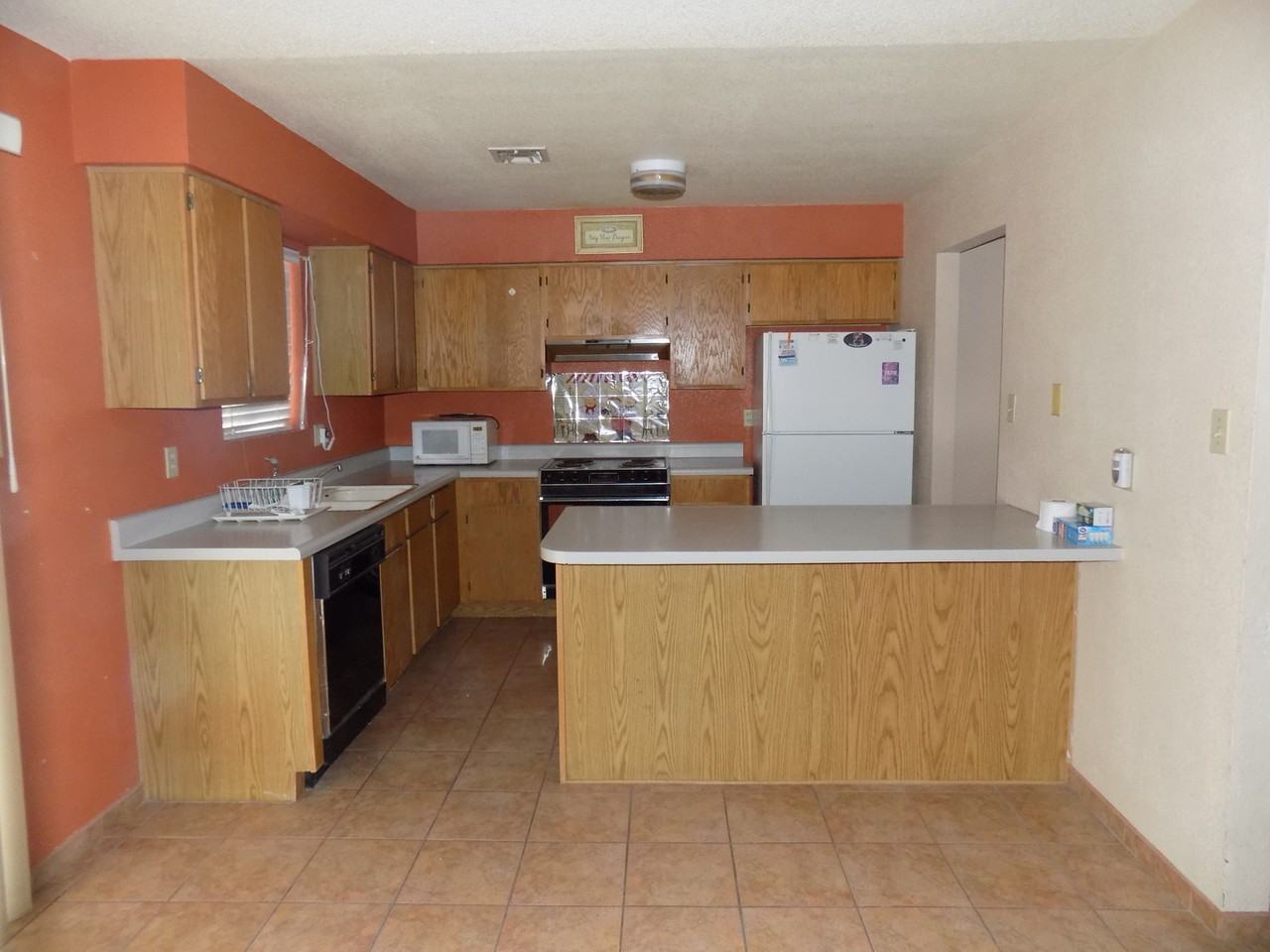 4544 W 18th St - Photo 4 of 11
