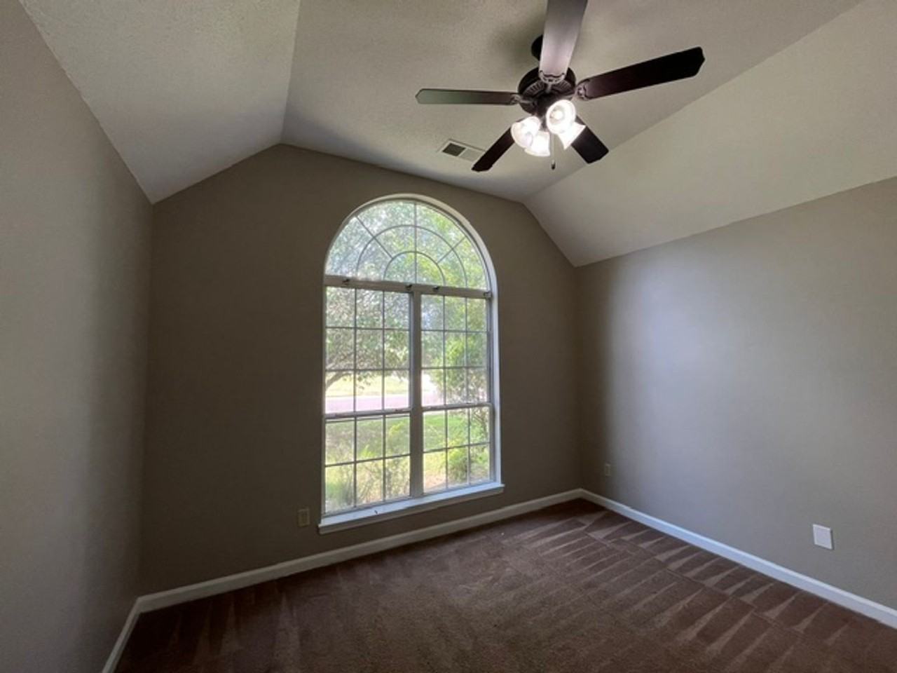 4305 Carroll Dr W - Photo 6 of 12