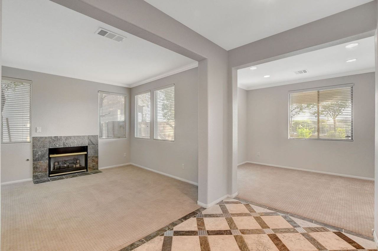 1289 Corista Dr - Photo 4 of 34