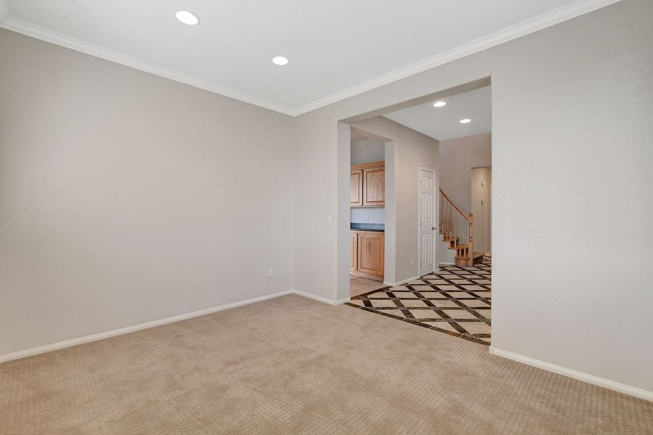 1289 Corista Dr - Photo 7 of 34