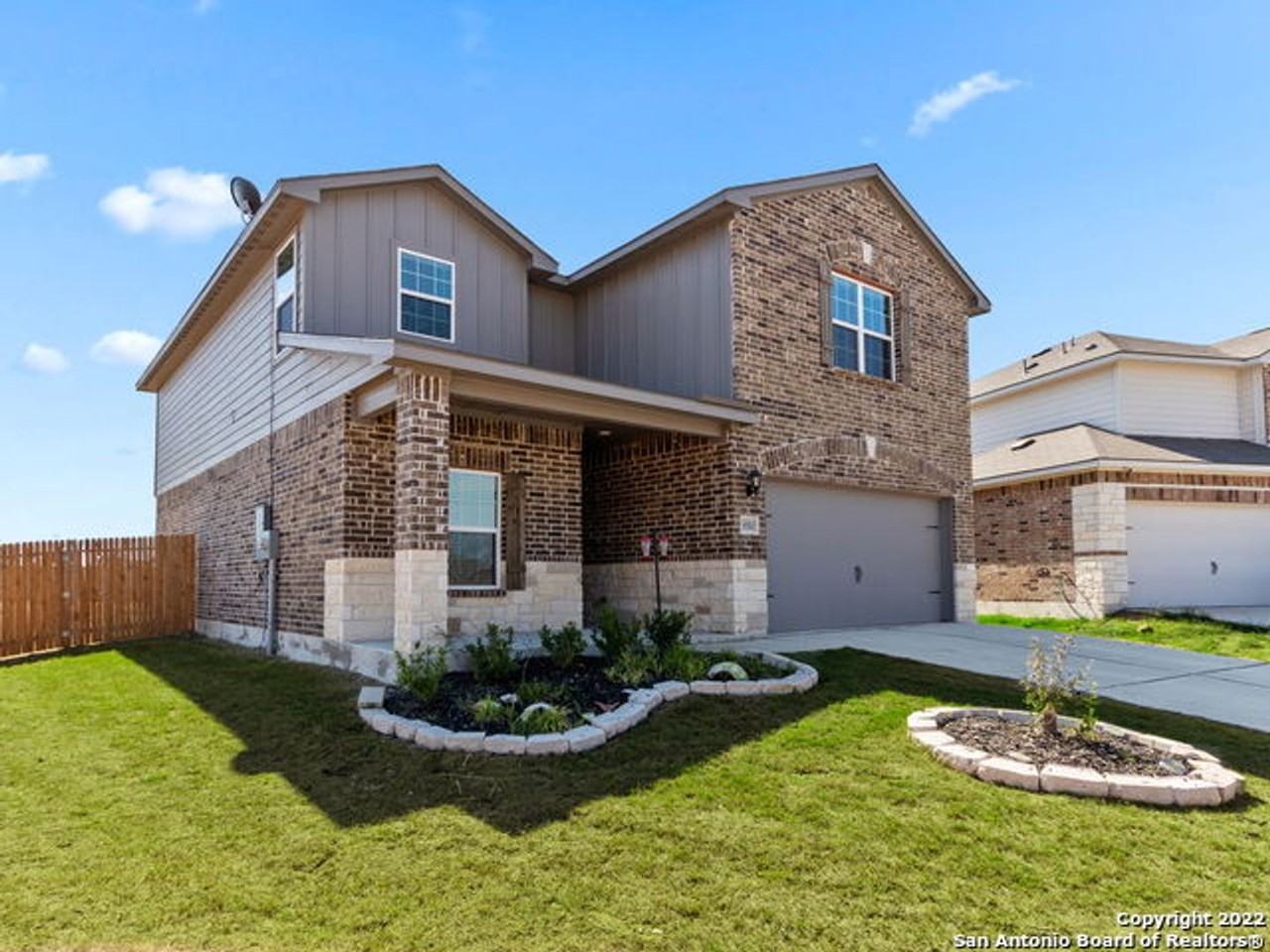 6550 Underwood Way - Photo 2 of 46