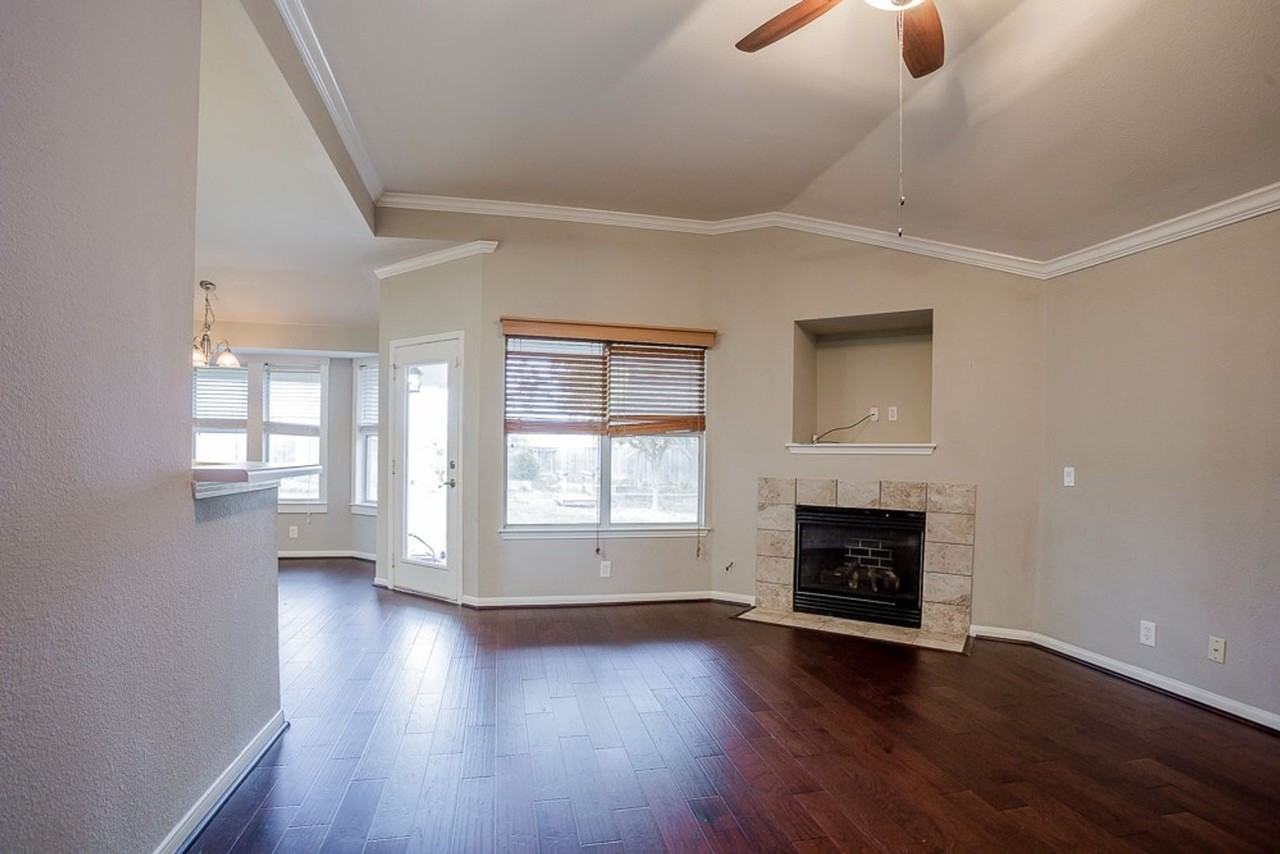 201 Little Lake Rd - Photo 5 of 27