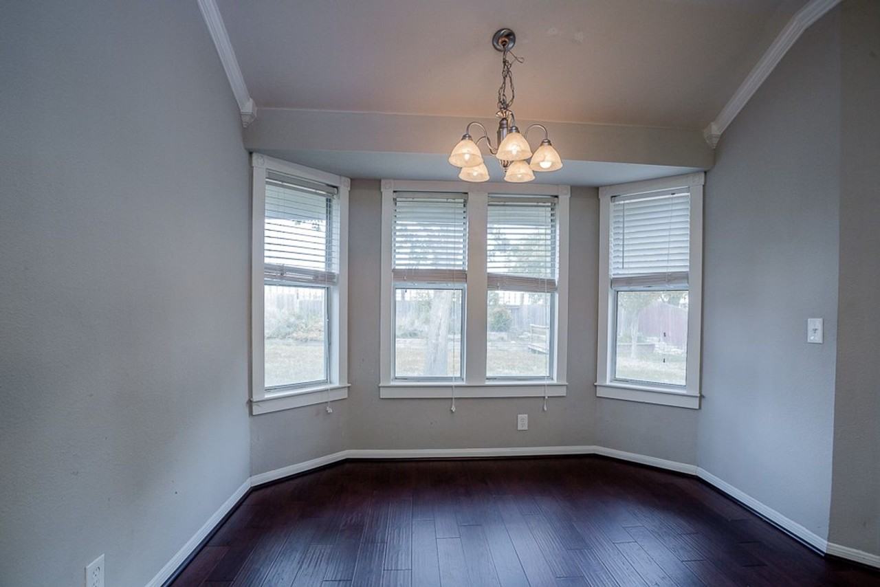 201 Little Lake Rd - Photo 7 of 27