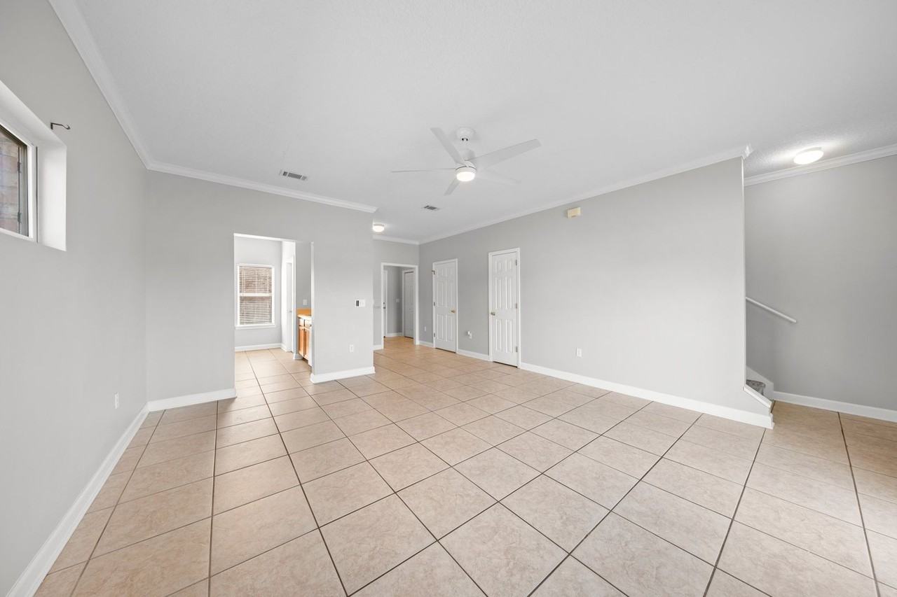 728 Palm Blvd N - Photo 5 of 25