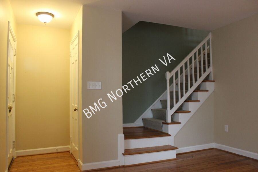 2739 S Buchanan St - Photo 5 of 21