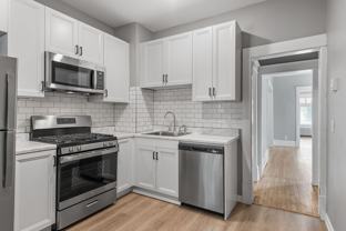 211 Grotto St N - Photo 1 of 1