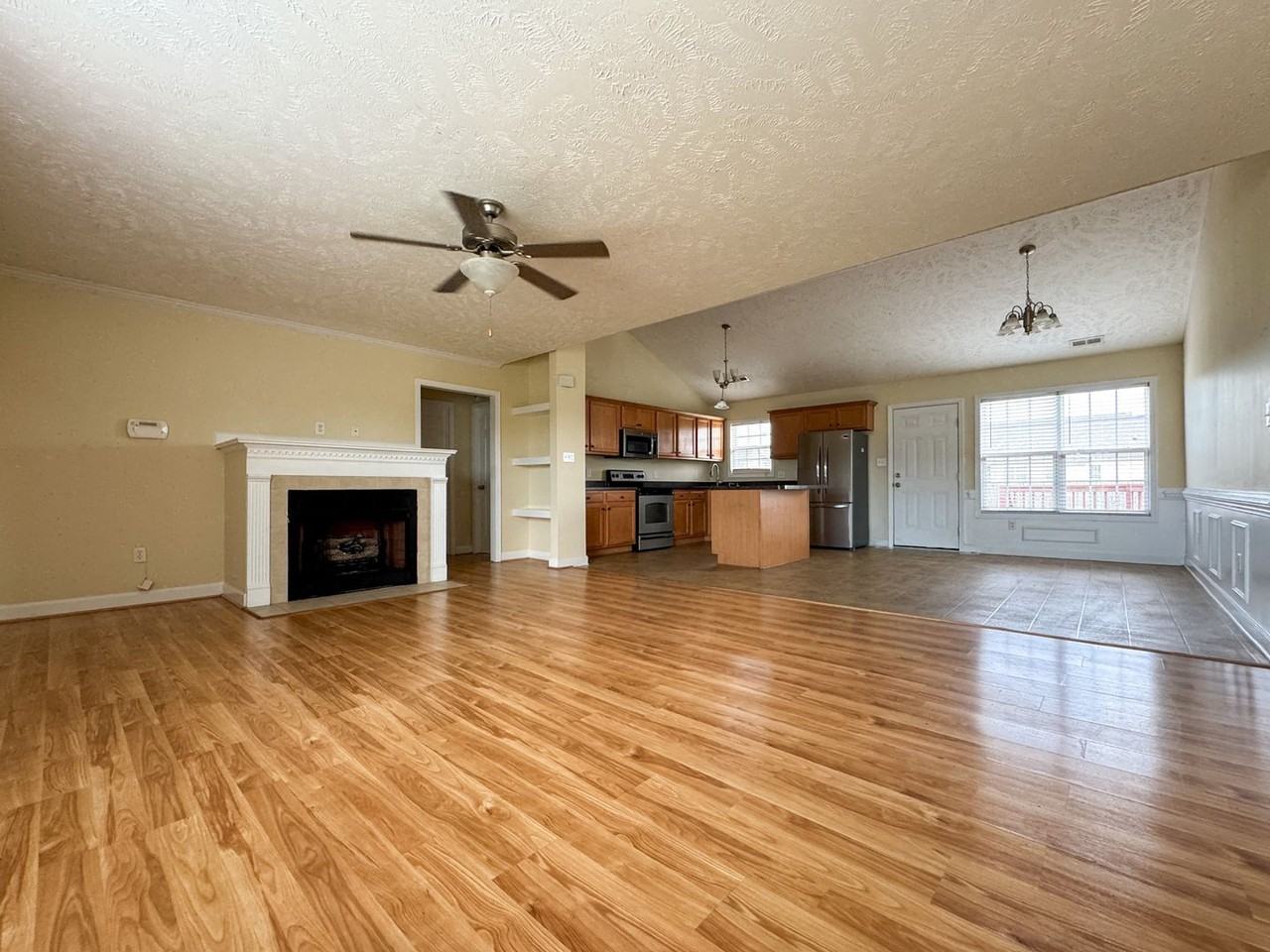 316 Ivywood Ln - Photo 2 of 24