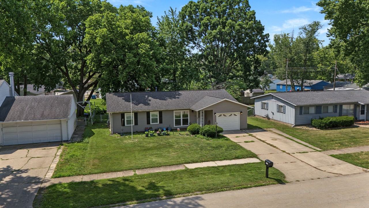 2509 Sheridan Dr - Photo 3 of 6