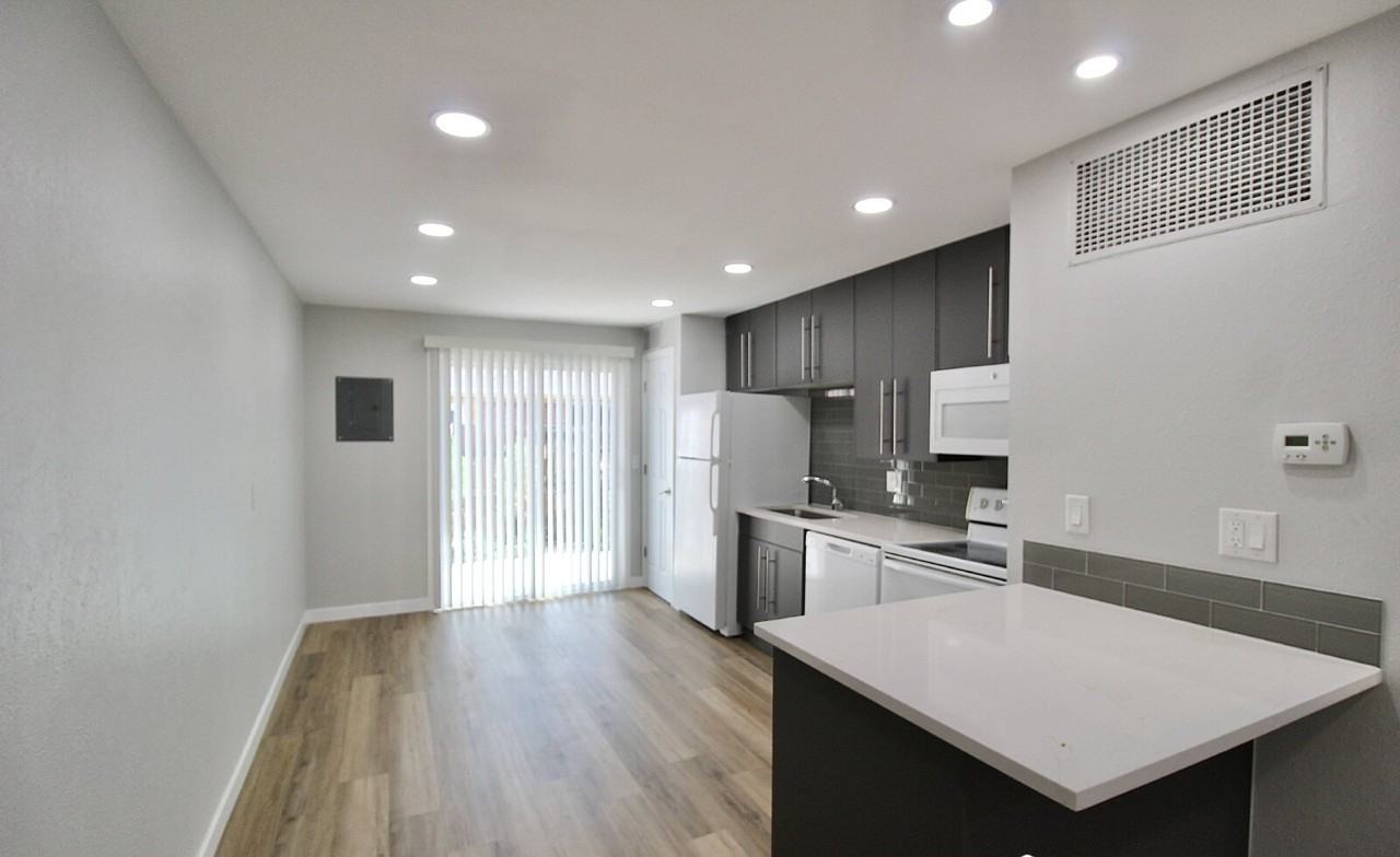 10362 W 59th Ave #2 - Photo 3 of 17
