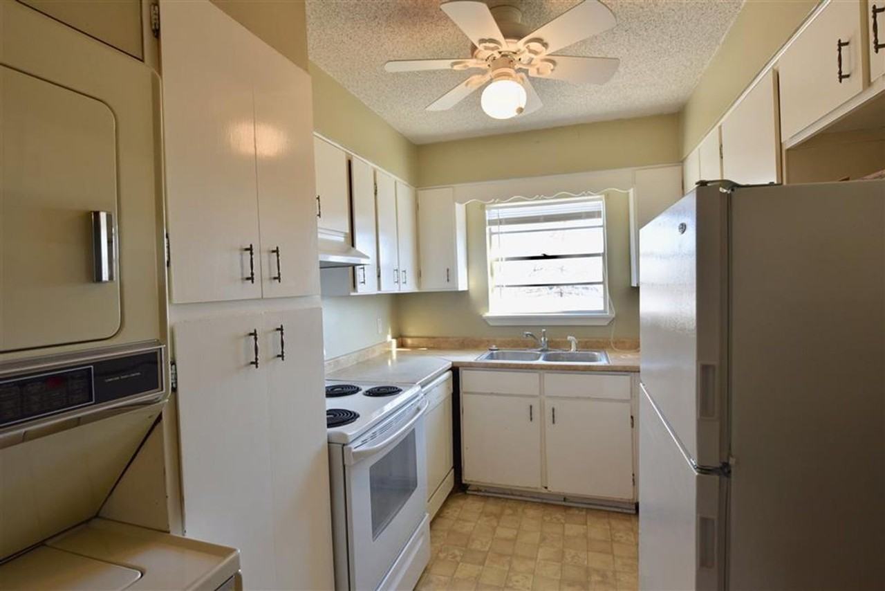 100 Royal Way Dr Apt 4d - Photo 5 of 23