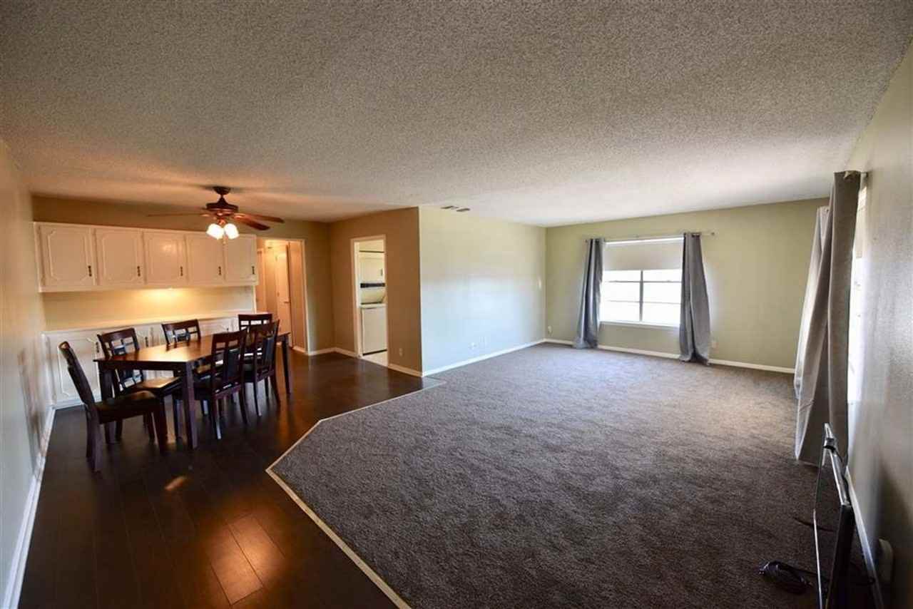 100 Royal Way Dr Apt 4d - Photo 7 of 23