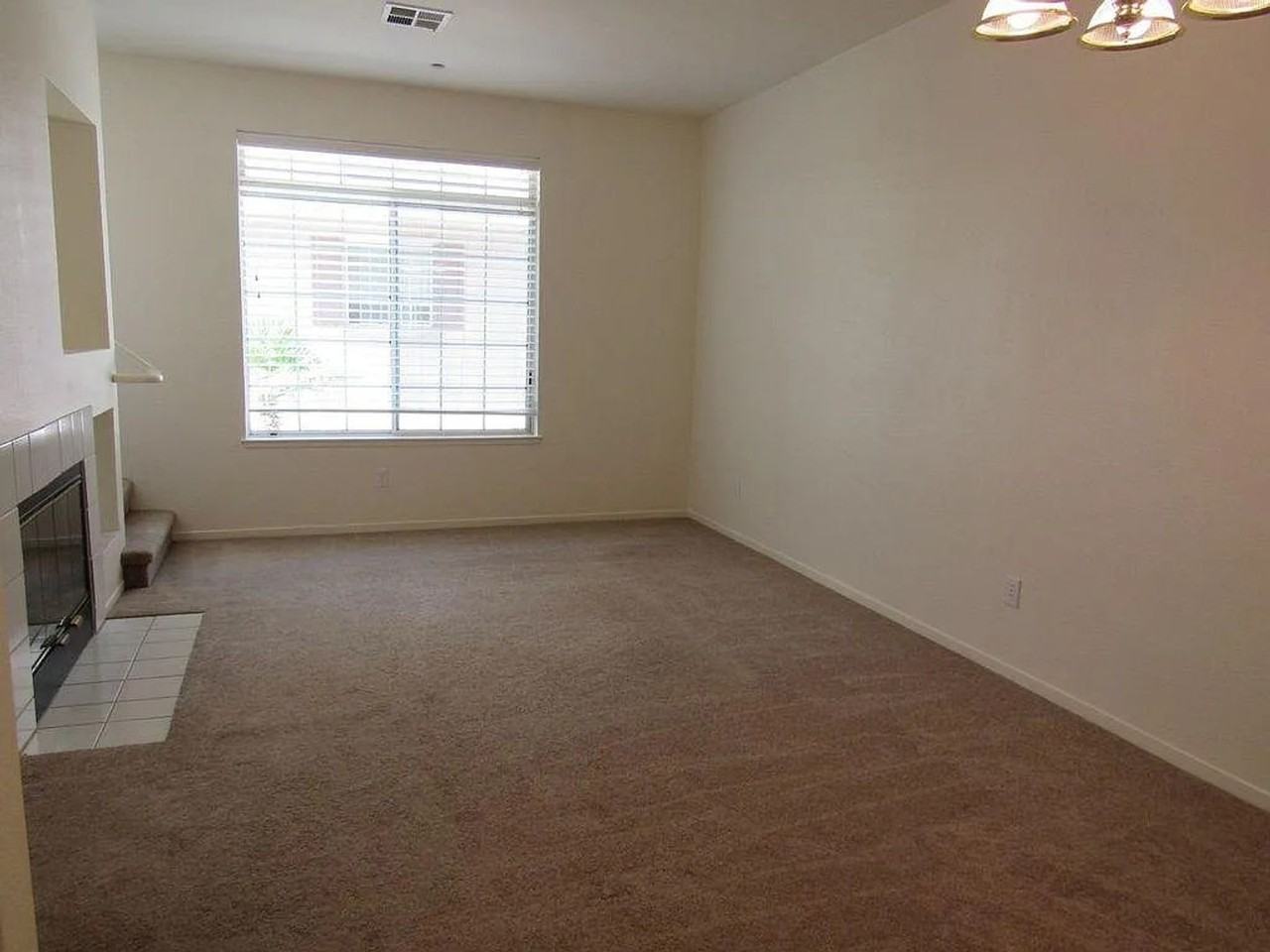 1480 Los Buellis Way - Photo 4 of 22