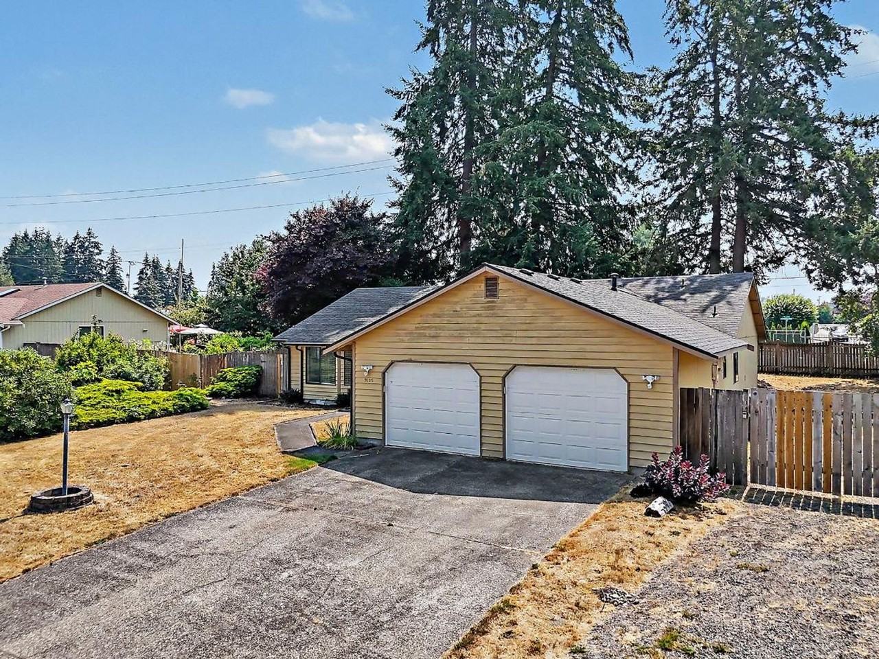 9123 Wendy Dr Se - Photo 3 of 43