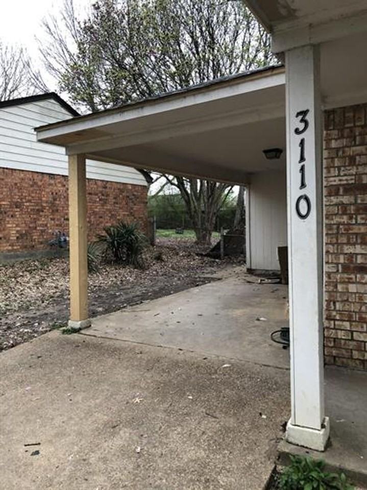 3110 Normandy Dr - Photo 2 of 9