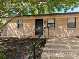 featured image of 903 Dryden Ave #A