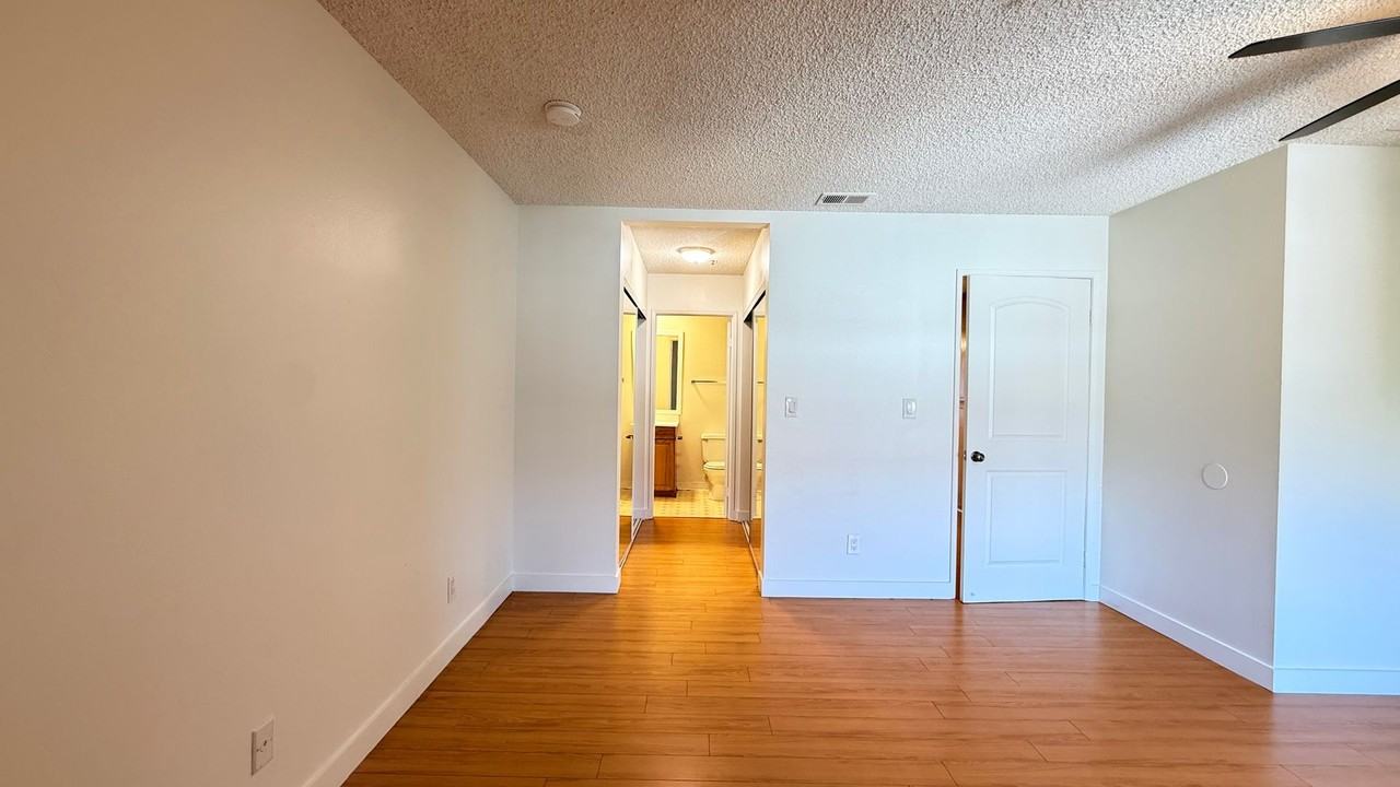 1500 Abbot Ave - Photo 5 of 9