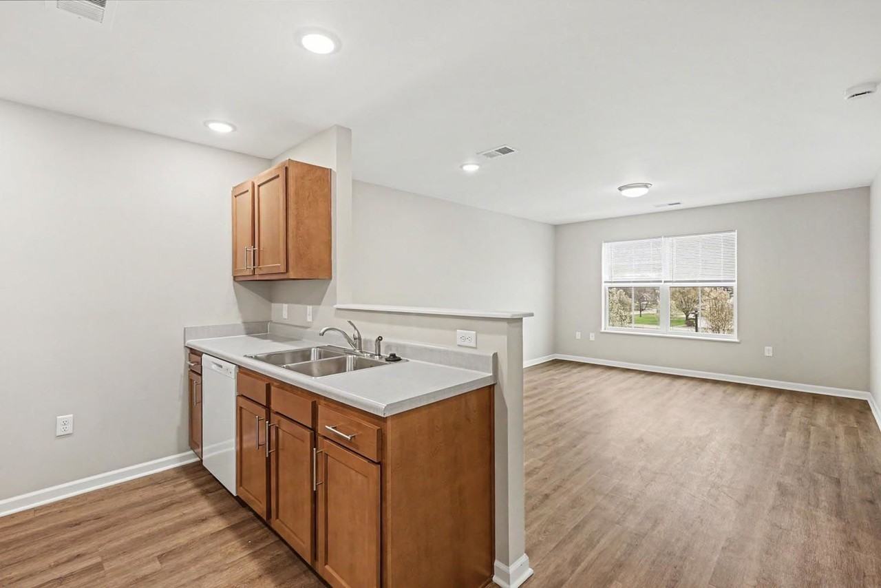 Bridlewood Crossing - Photo 6 of 25