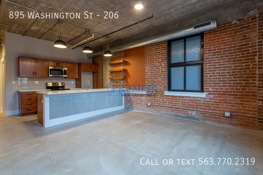 895 Washington St #206 - Photo 3 of 29