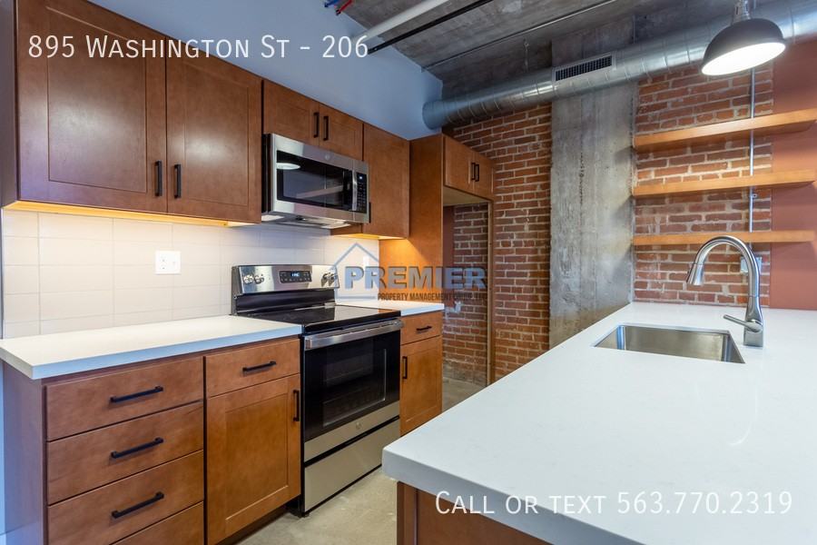 895 Washington St #206 - Photo 4 of 29