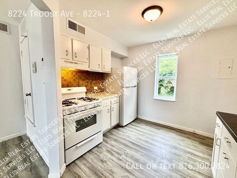 8224 Troost Ave #8224-1 - Photo 6 of 28