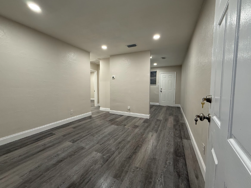 1342 Mcconihe St - Photo 4 of 9