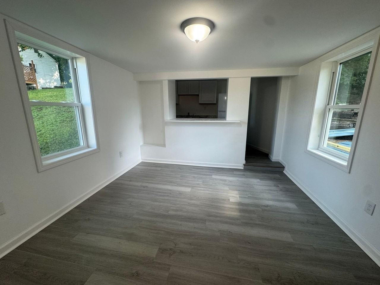 627 Valley St - Photo 2 of 8