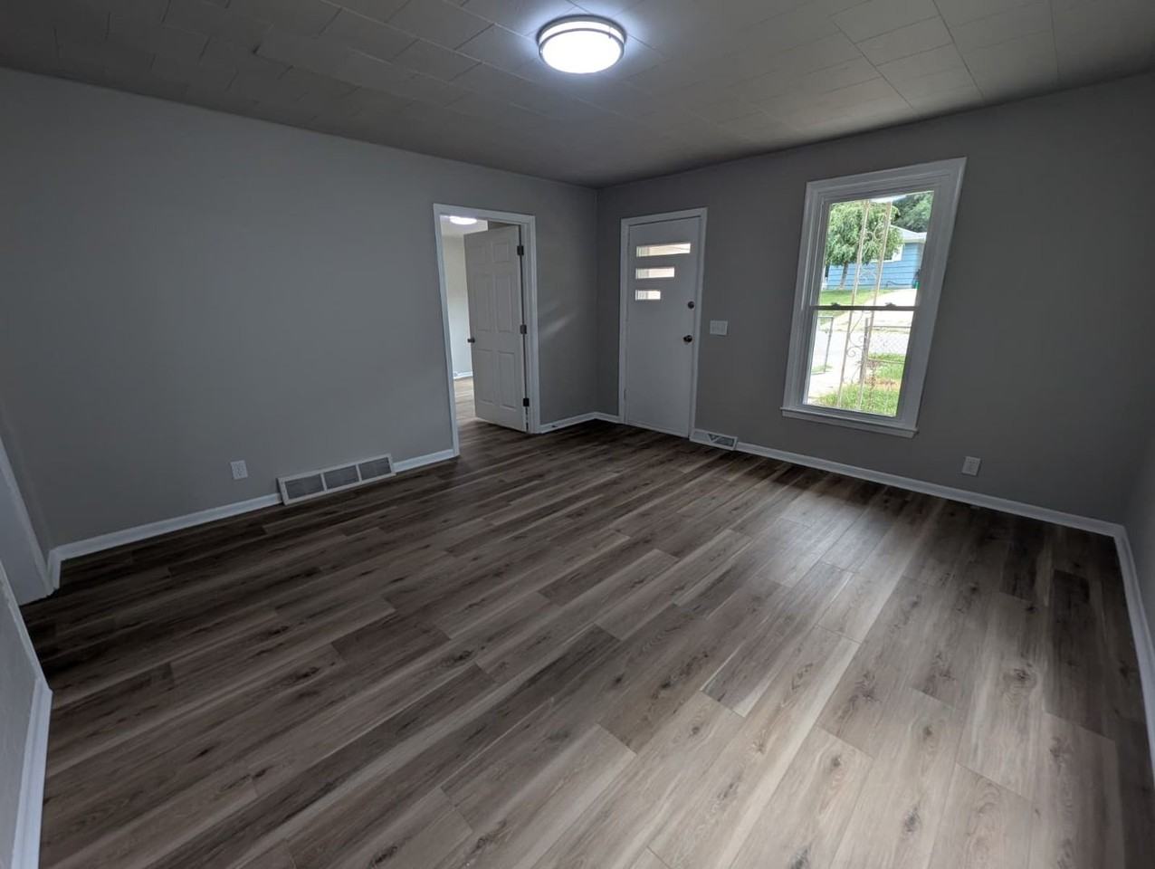 2338 S 13th St - Photo 7 of 16
