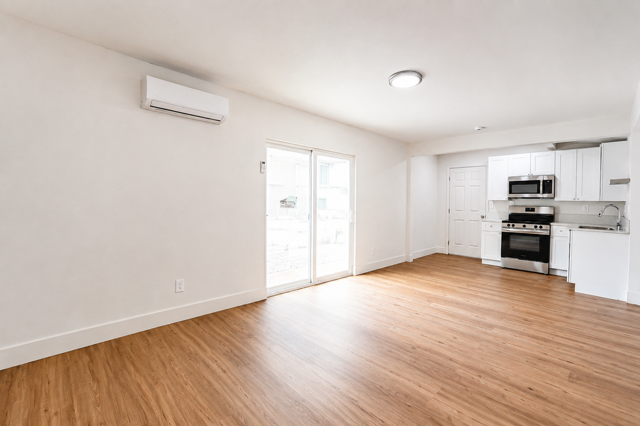 669 E G St - Photo 5 of 14