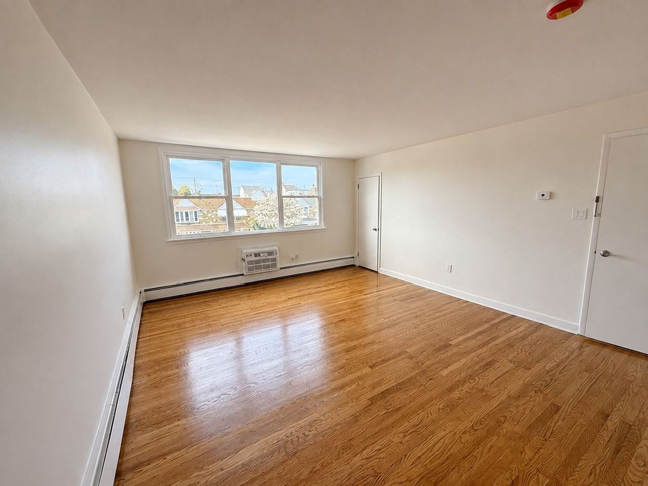 9317 Walker St - Photo 2 of 15