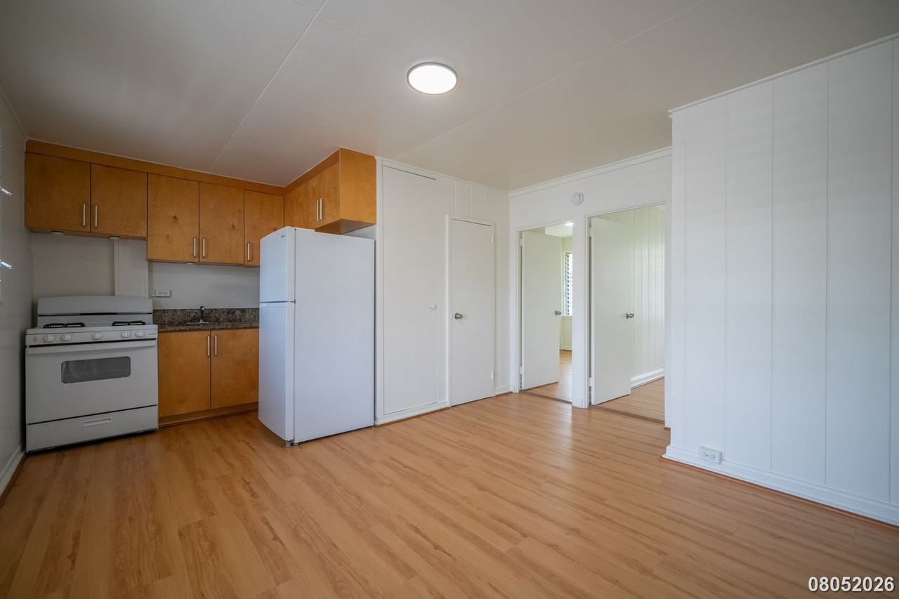 1719 Nuuanu Ave. - Photo 3 of 16