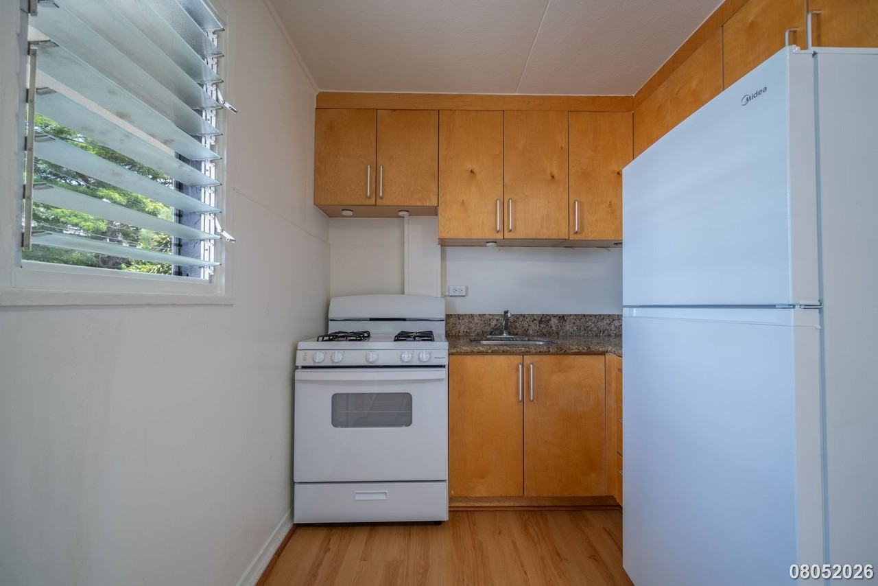 1719 Nuuanu Ave. - Photo 6 of 16