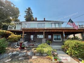 1612 Markham Ave Ne - Photo 1 of 1
