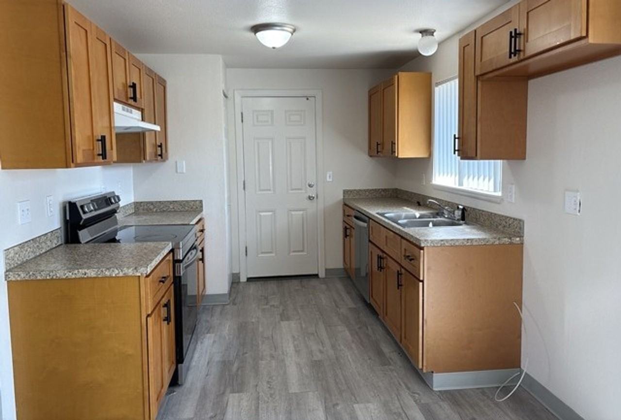 850 N 7th St - Photo 4 of 15