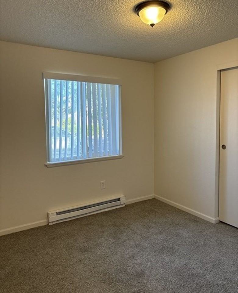 850 N 7th St - Photo 7 of 15
