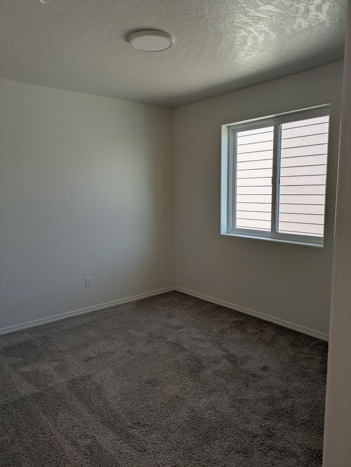 3687 S Penn Pl - Photo 4 of 7