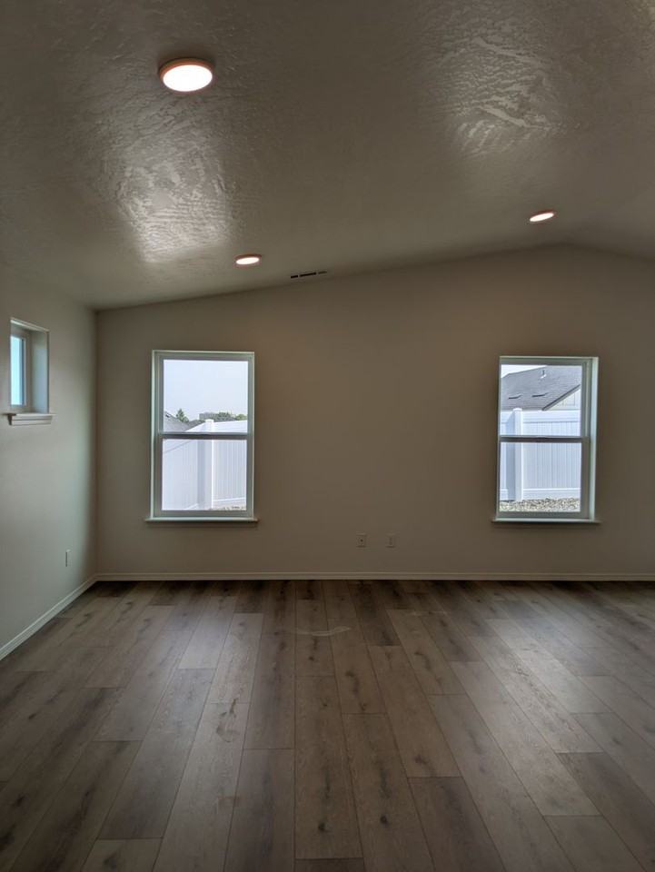 3679 S Penn Pl - Photo 3 of 12