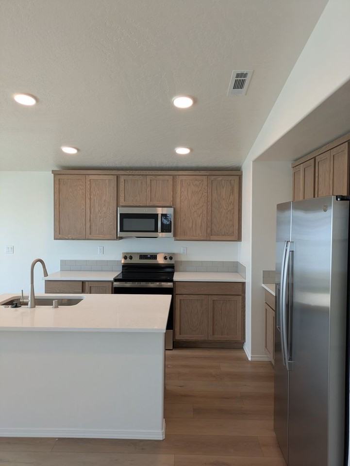 3679 S Penn Pl - Photo 4 of 12