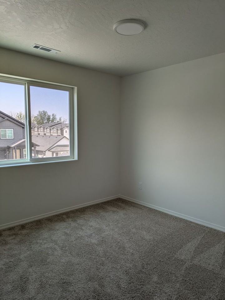 3679 S Penn Pl - Photo 7 of 12