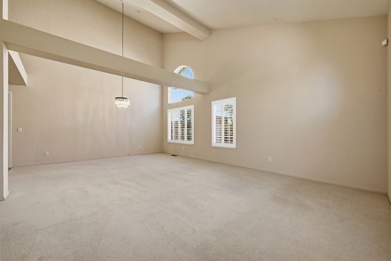4125 Fireside Ct - Photo 5 of 48