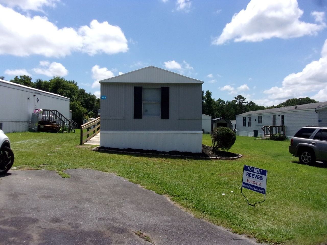 314 Clayton Ave - Photo 2 of 13