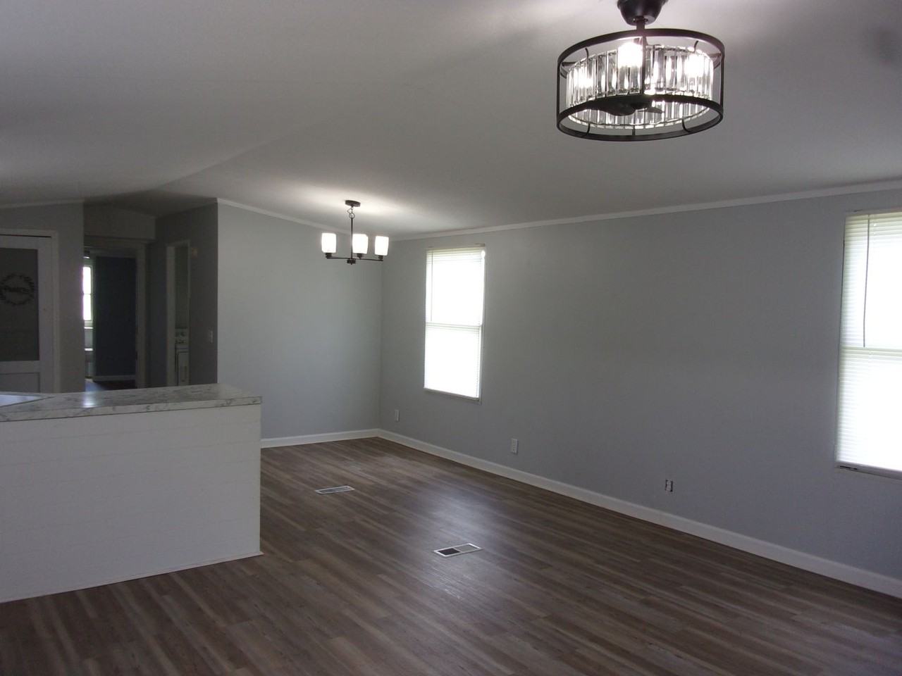 314 Clayton Ave - Photo 4 of 13