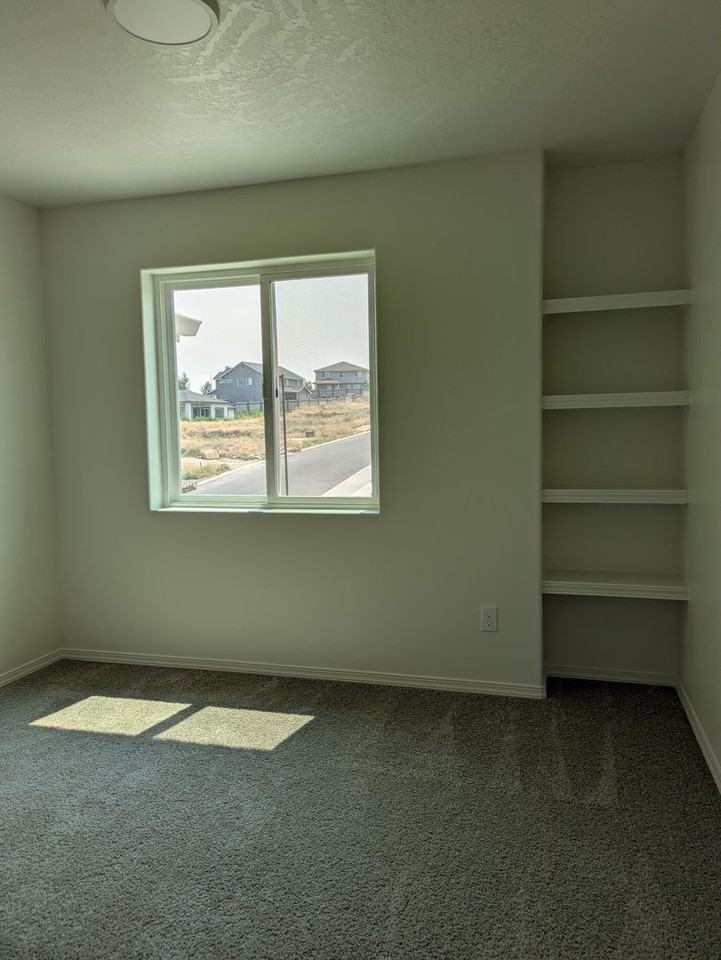 6352 W 36th Pl - Photo 6 of 10