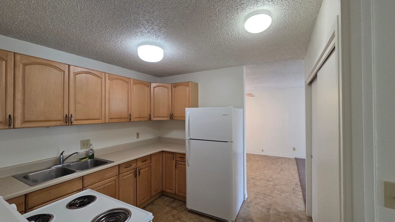 1600 Wilikina Dr #B506 - Photo 2 of 11