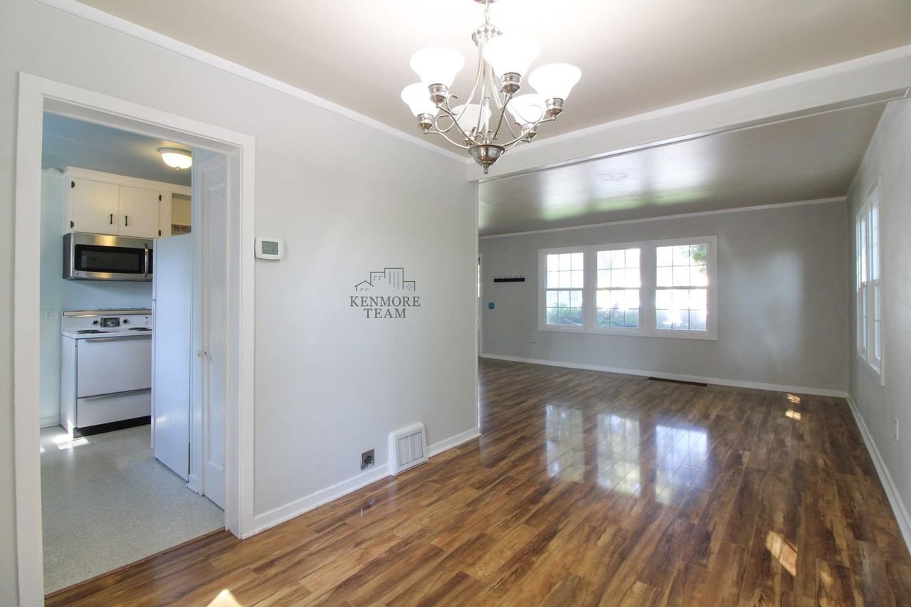 1310 Haupt Ave - Photo 4 of 17