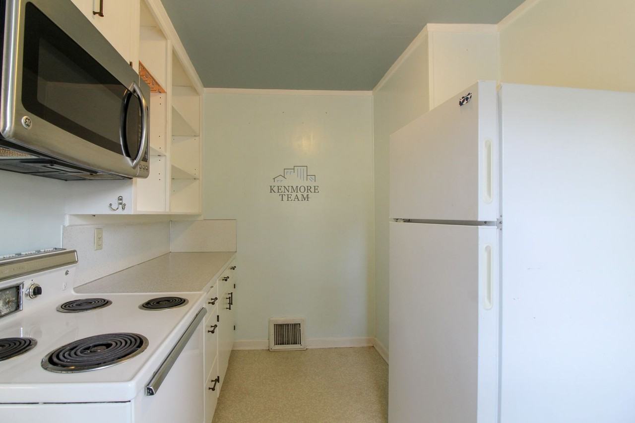 1310 Haupt Ave - Photo 7 of 17